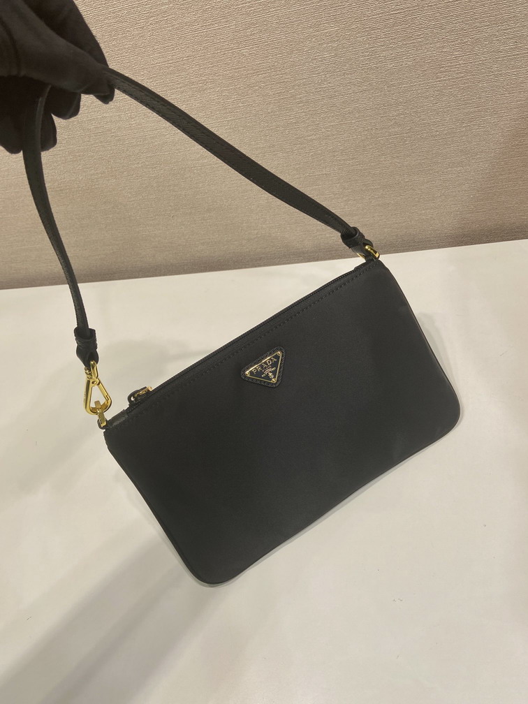 Prada 1NI545 24x14cm AP3_3