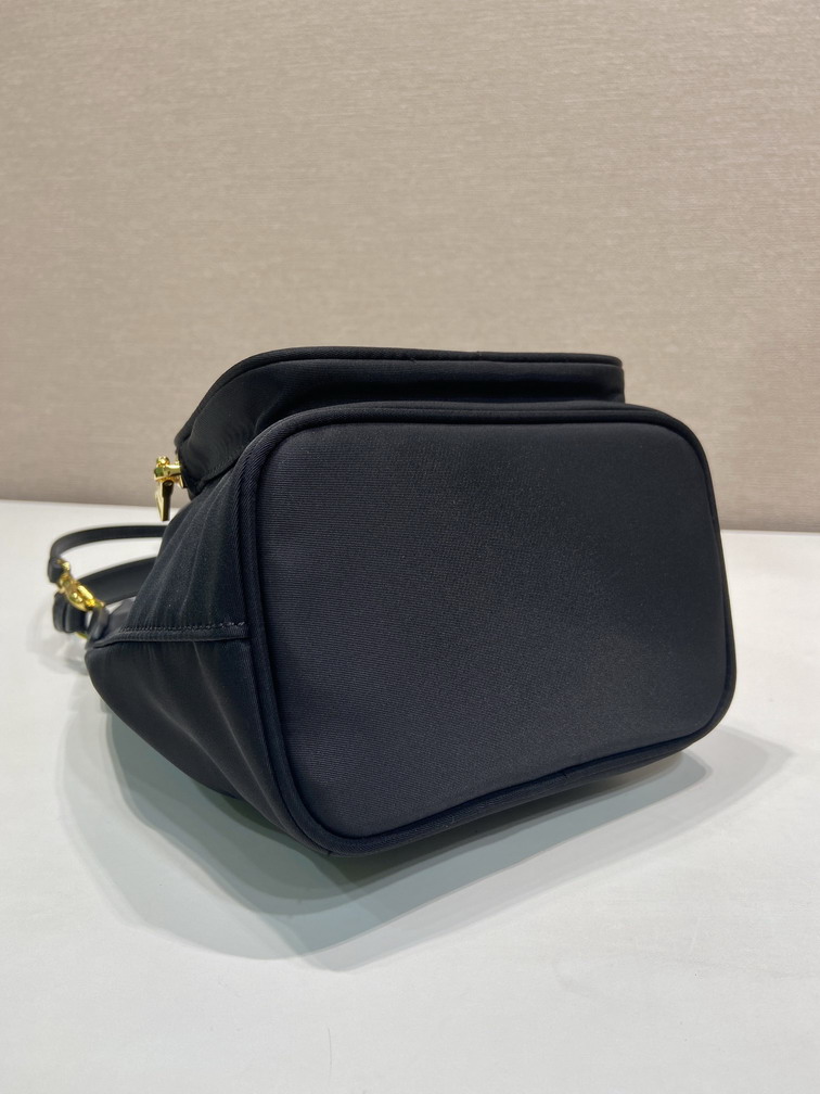 Prada 1BH1864 16x21x10cm AP_8