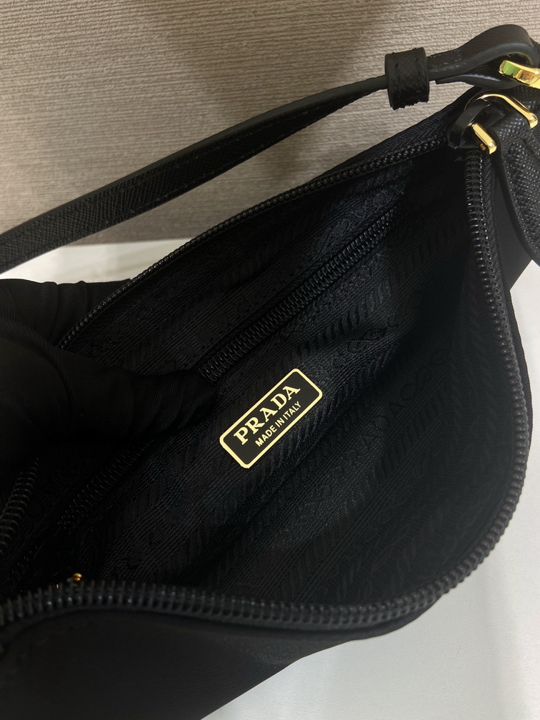 Prada 1NI545 24x14cm AP3_9