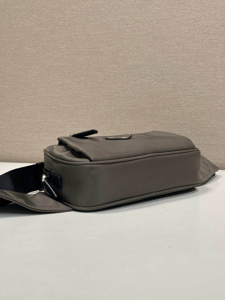 Prada 2VL977 21x12 5x4 5cm AP_3