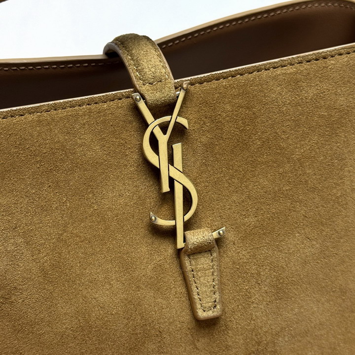 YSL 749036 17x20x13cm 8D_4
