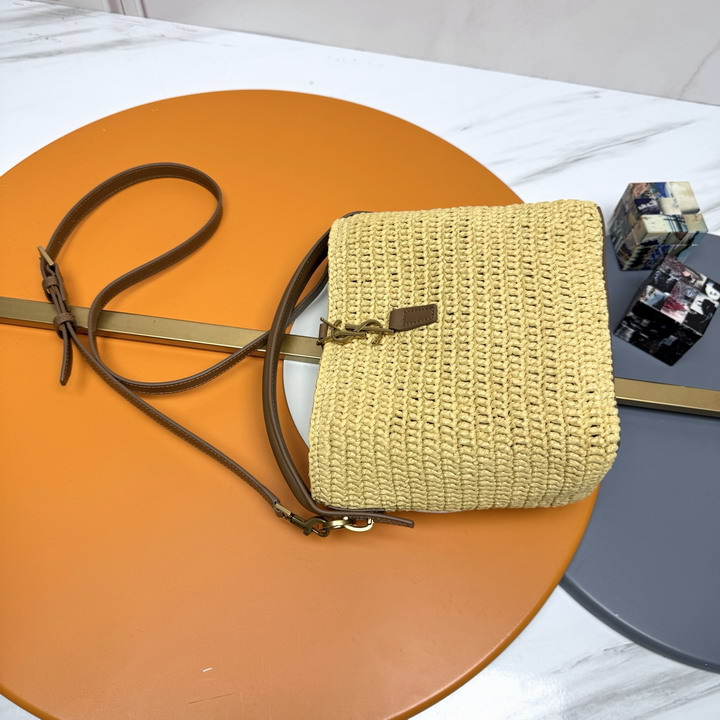 YSL 749036 20x17x13cm 8D6_3