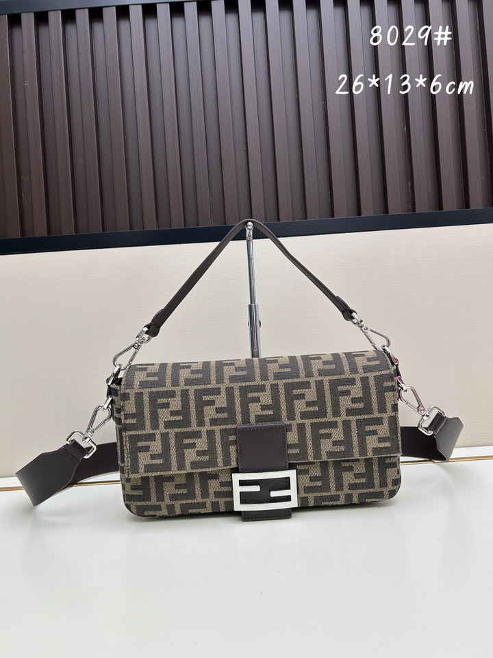 Fendi F8029 26x6x13cm jj_1