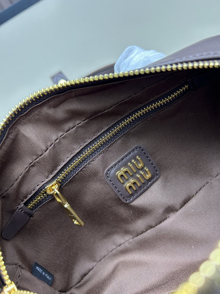 Miu 22x10 5x7 5cm ss2_8