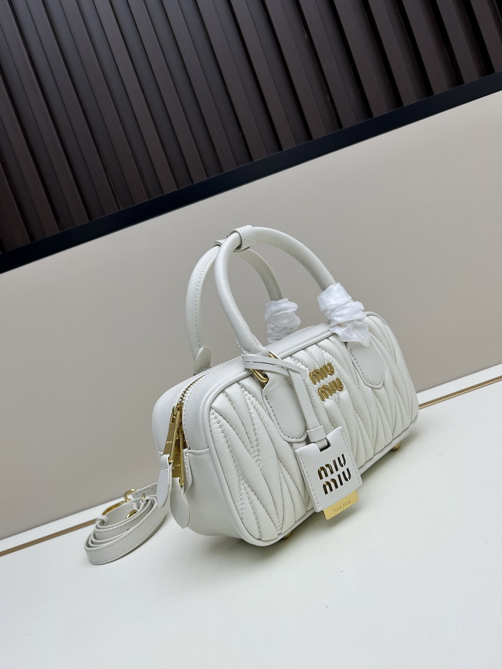 Miu 22x10 5x7 5cm ss3_2