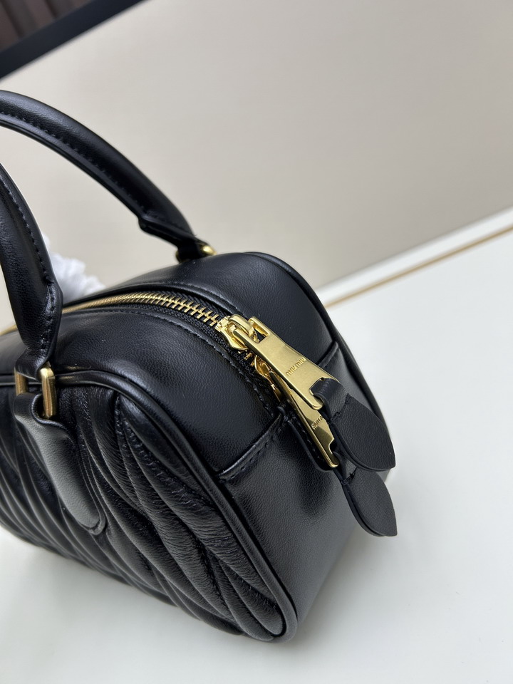 Miu 22x10 5x7 5cm ss_6