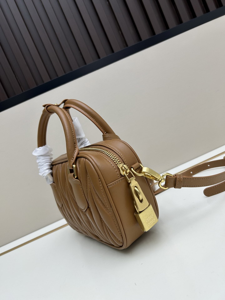 Miu pretty 19x13x6cm ss1_2