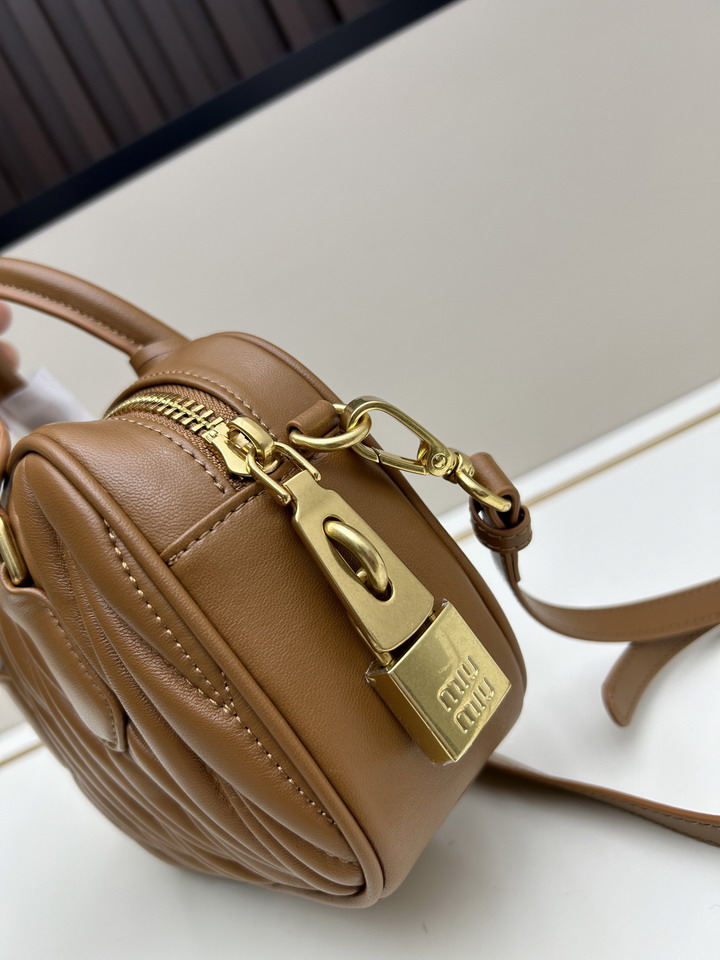 Miu pretty 19x13x6cm ss1_6