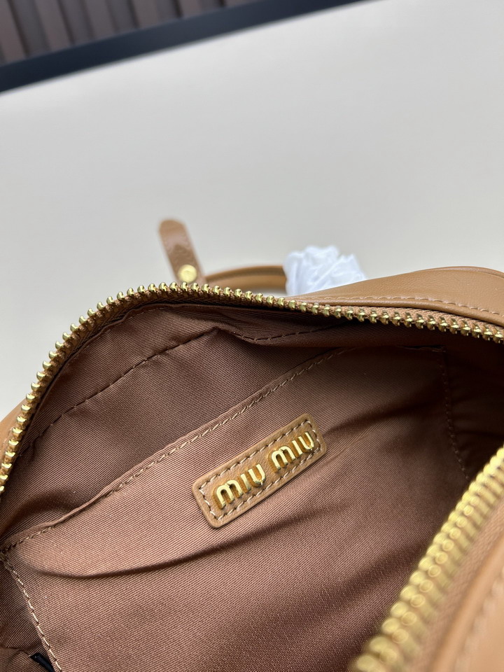 Miu pretty 19x13x6cm ss1_8