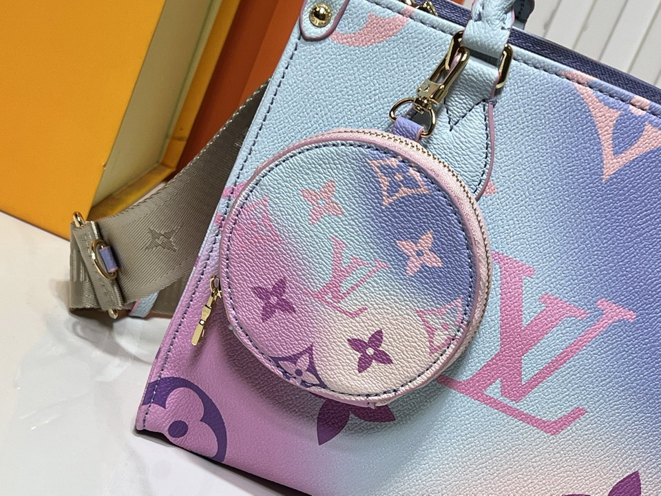 On M59856 25x19x11 5cm ss_5