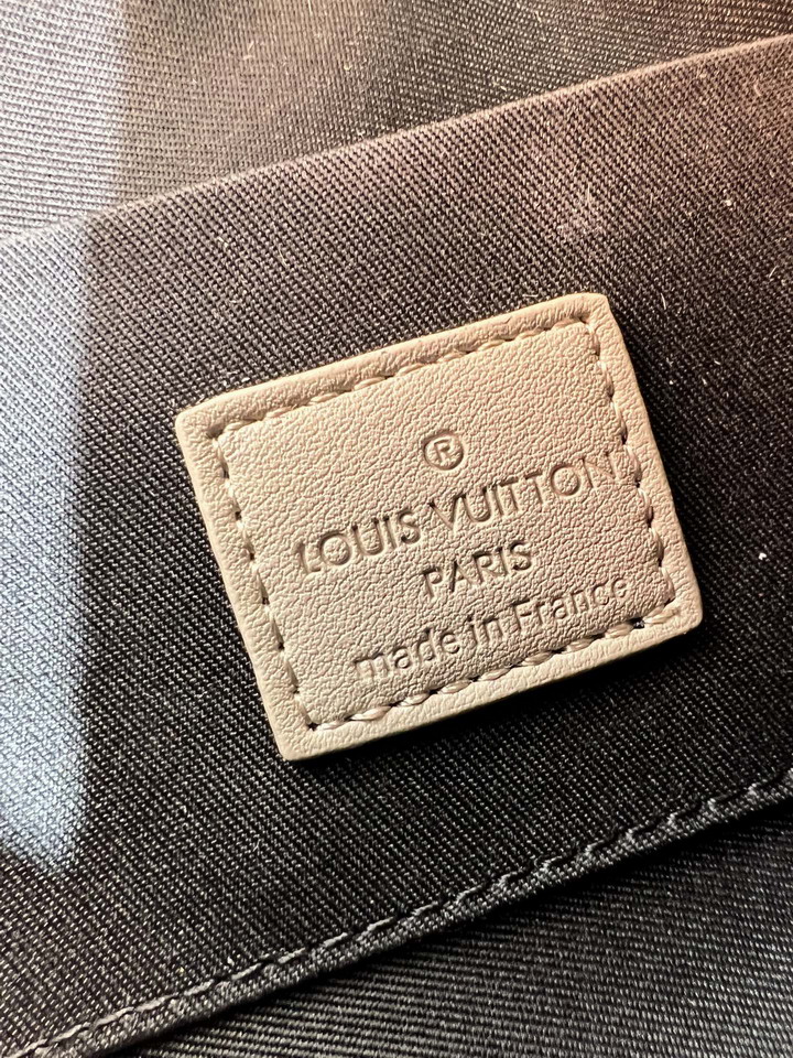 Pulse M14116 16x5x22 5cm ss_10