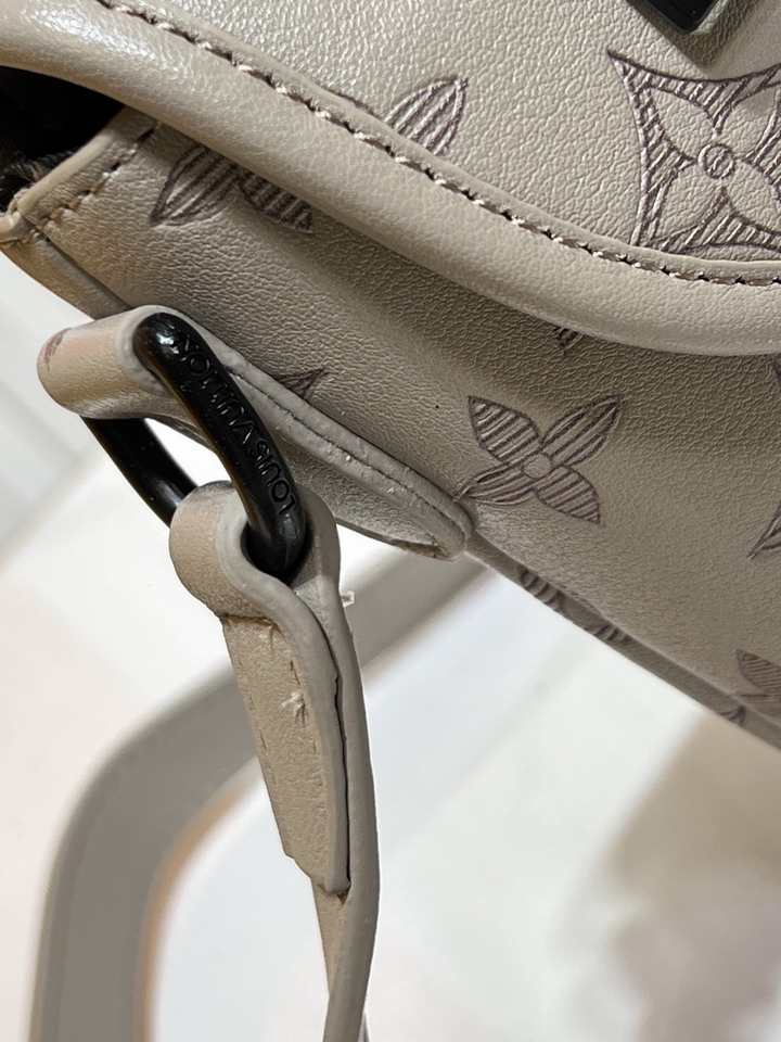 Pulse M14116 16x5x22 5cm ss_6