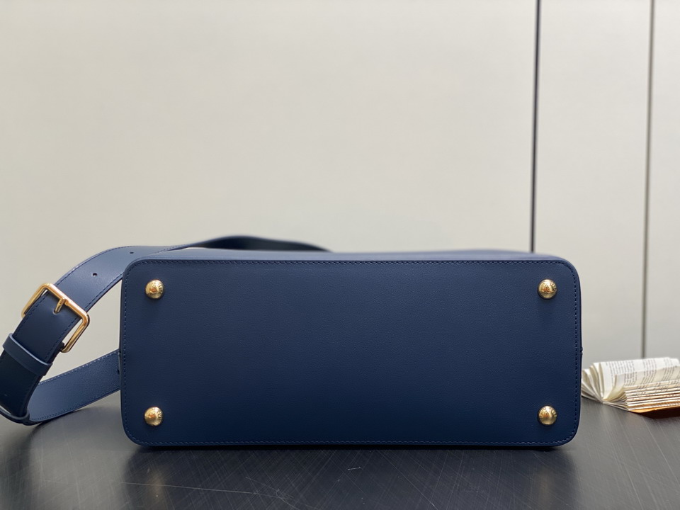 Cap M24607 38x23x16cm gf3_4