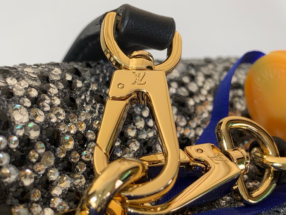 Cap M83088 12x7x16cm gf1_7