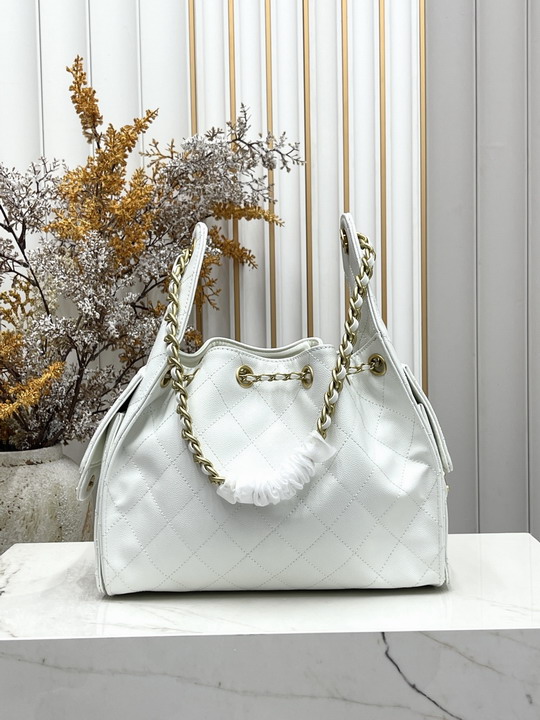 Chanel 1A005 26x30cm ss2_3