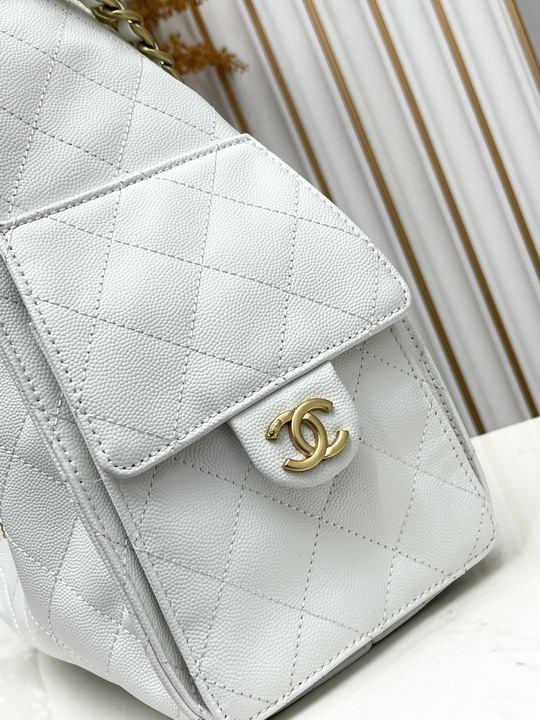 Chanel 1A005 26x30cm ss2_5