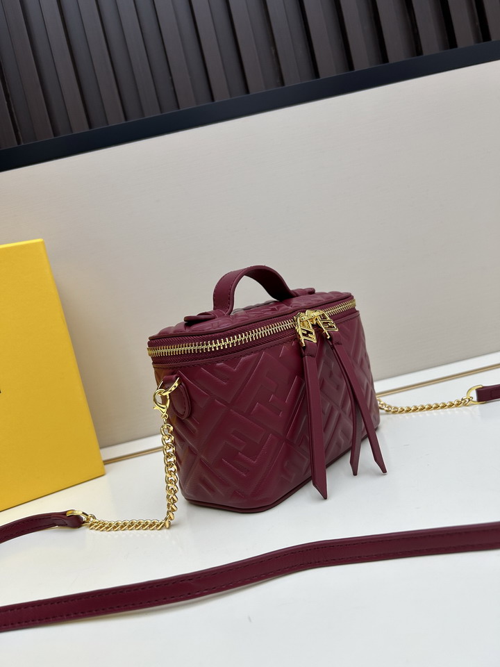Fendi F8025 16x8x11cm jj_2