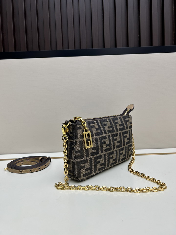 Fendi F8026 20x3x13cm jj_2