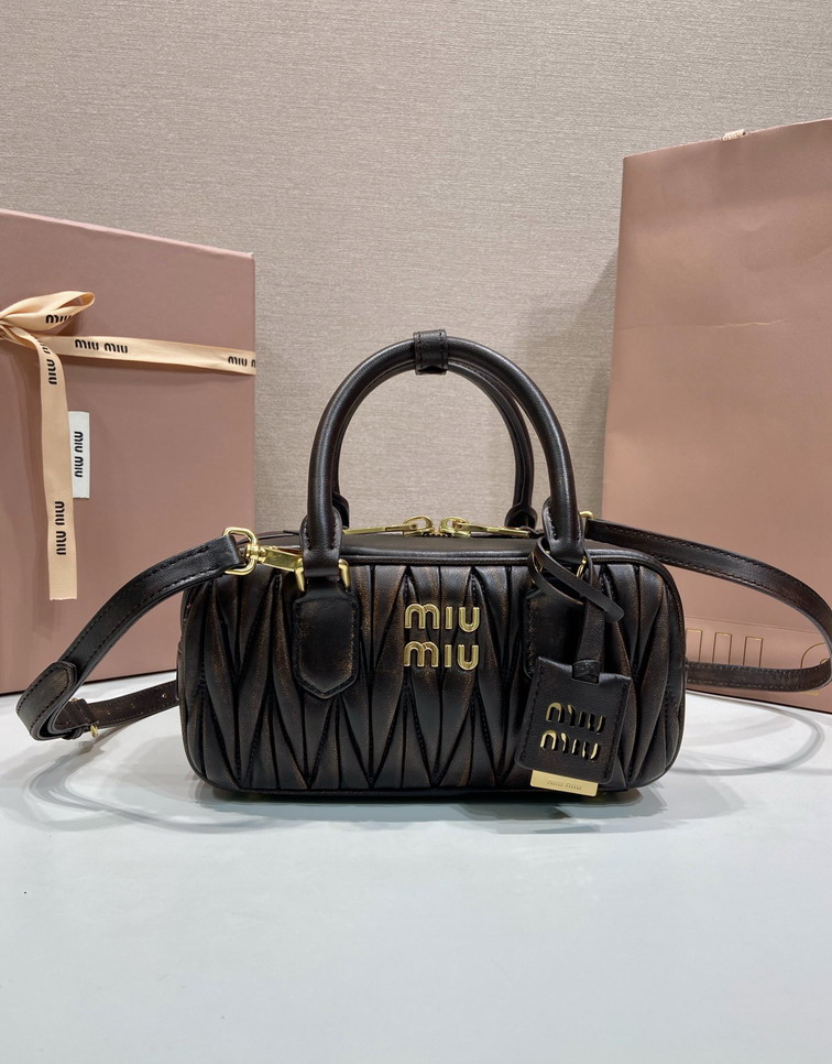 Miu 5BB142 22x10 5x7 5cm AP4_1