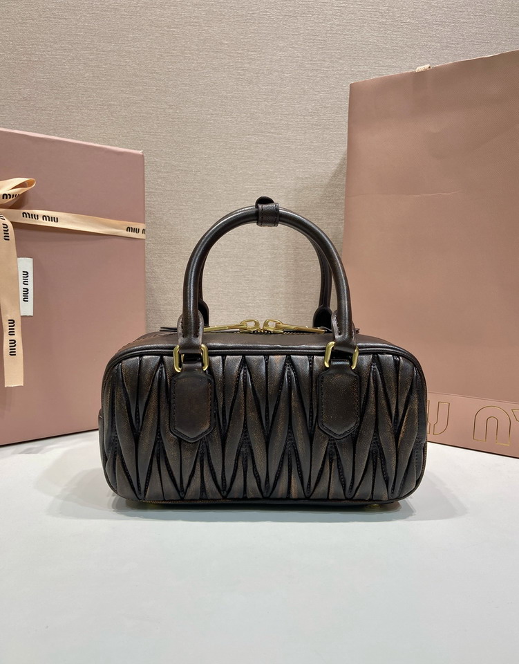 Miu 5BB142 22x10 5x7 5cm AP4_4