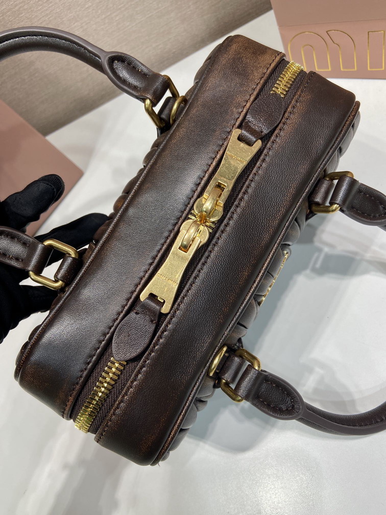 Miu 5BB142 22x10 5x7 5cm AP4_7