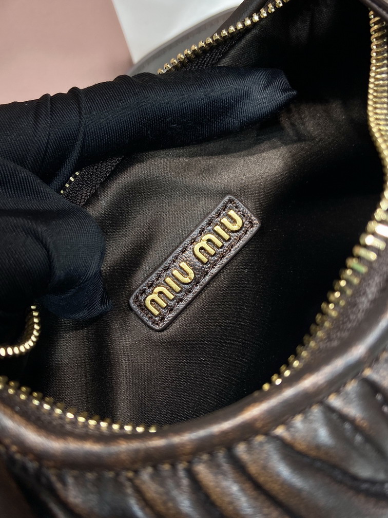 Miu 5BC125 20x17x6cm AP3_11