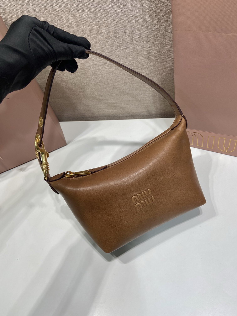 Miu 5NE841 18 5x14x10cm AP1_4