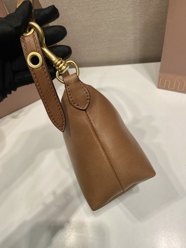 Miu 5NE841 18 5x14x10cm AP1_6