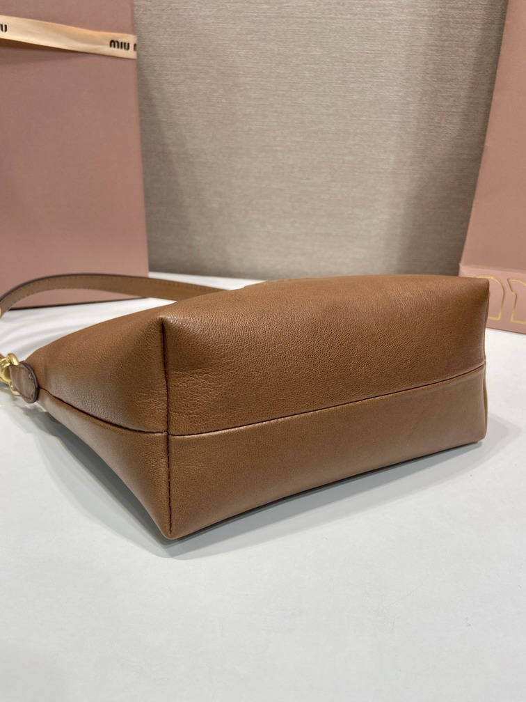 Miu 5NE841 18 5x14x10cm AP1_7