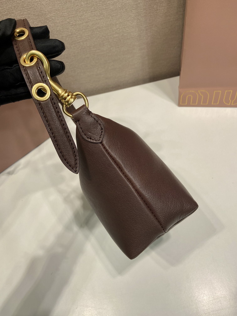 Miu 5NE841 18 5x14x10cm AP2_5