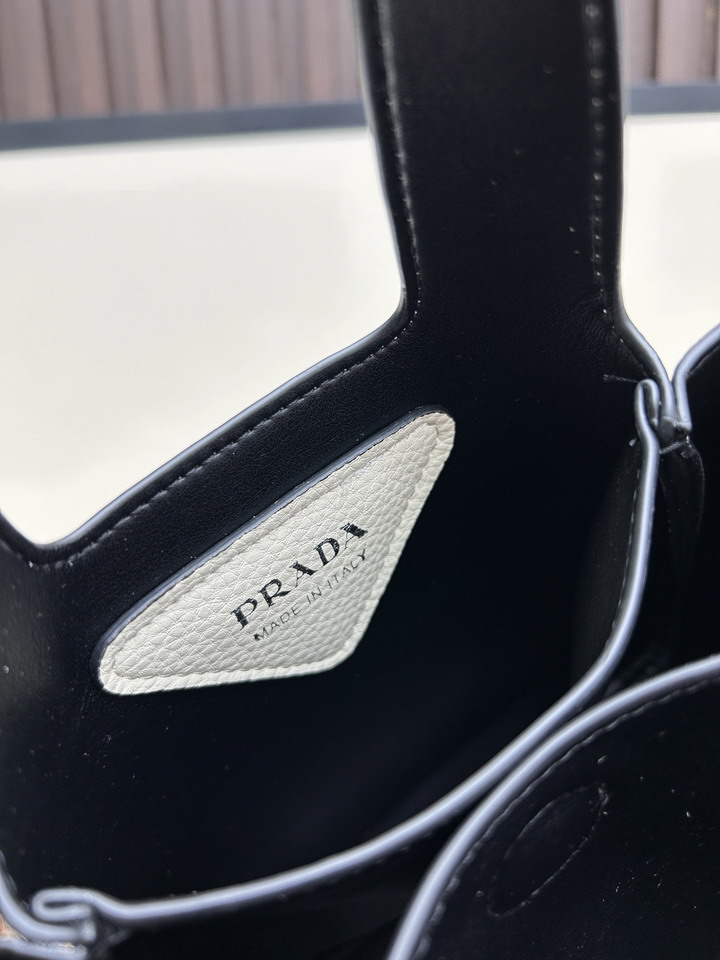 Prada 1BA349 15 5x18x10cm ss3_8