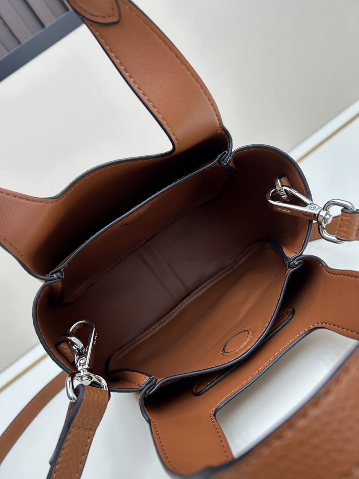 Prada 1BA349 15 5x18x10cm ss4_7