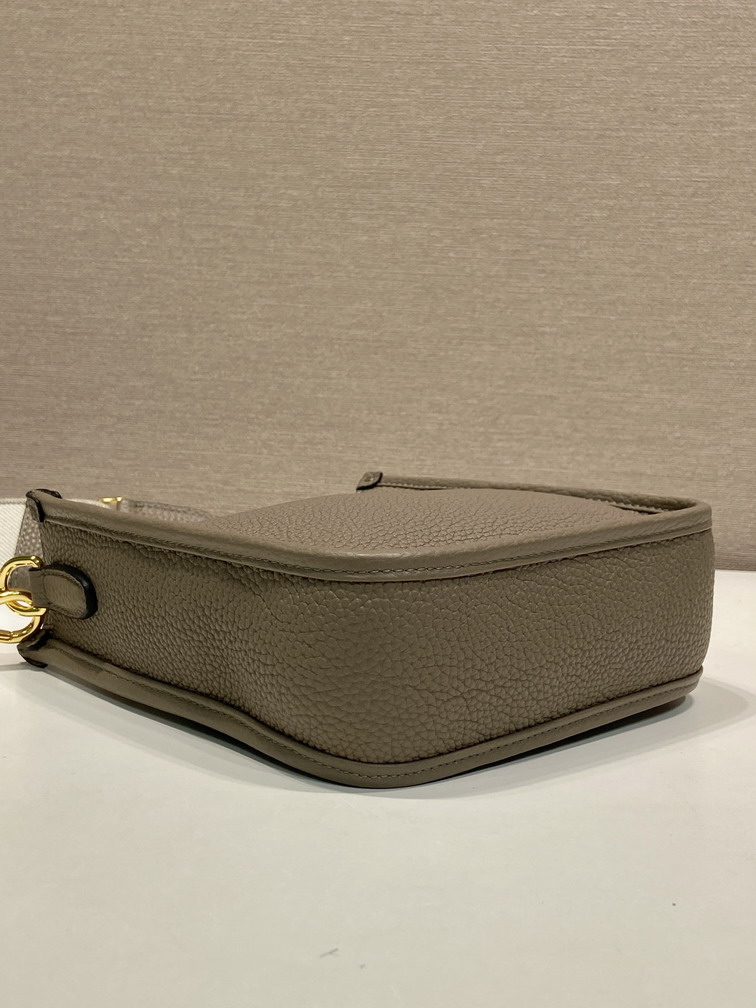 Prada 1BH191-1 19x20x6cm AP2_6