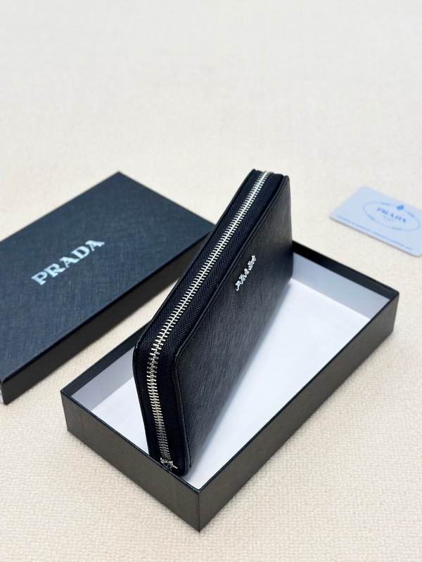 Prada 20x10cmZC1 1 (3)