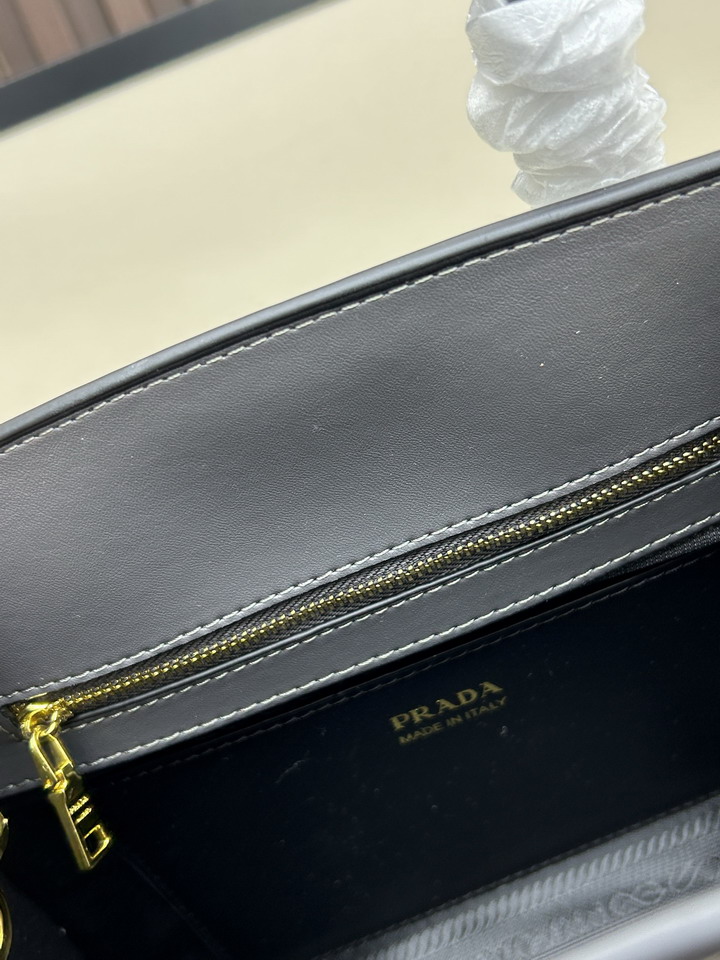 Prada 66236 26x20x15cm ss2_8