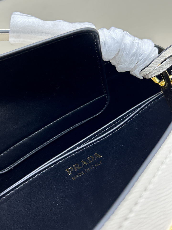 Prada 666L 28 5x20 5x12 5cm jj5_8