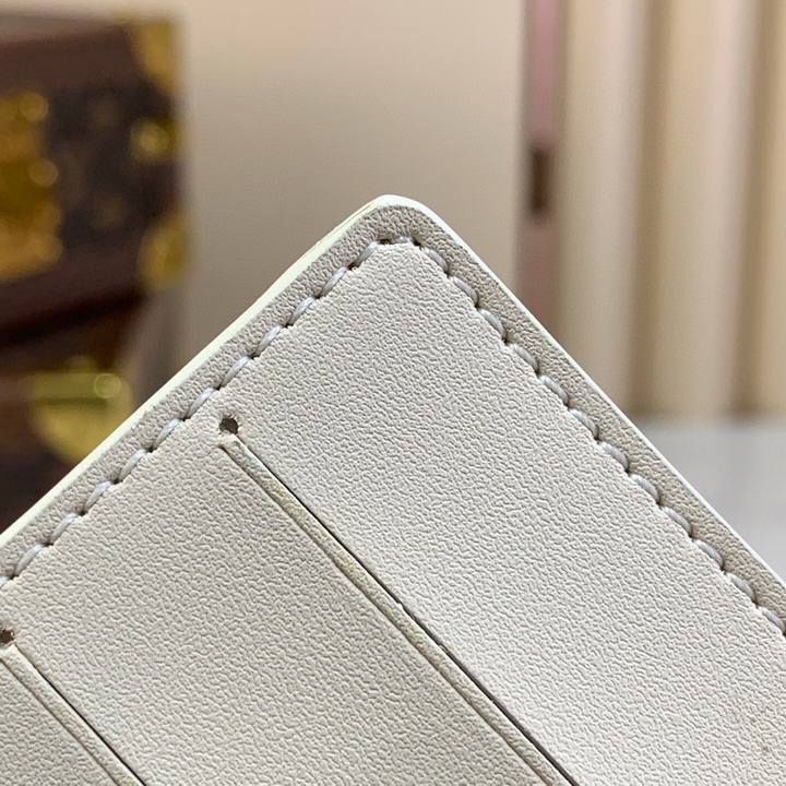 R20005 14 5x2x10cm gf5_4