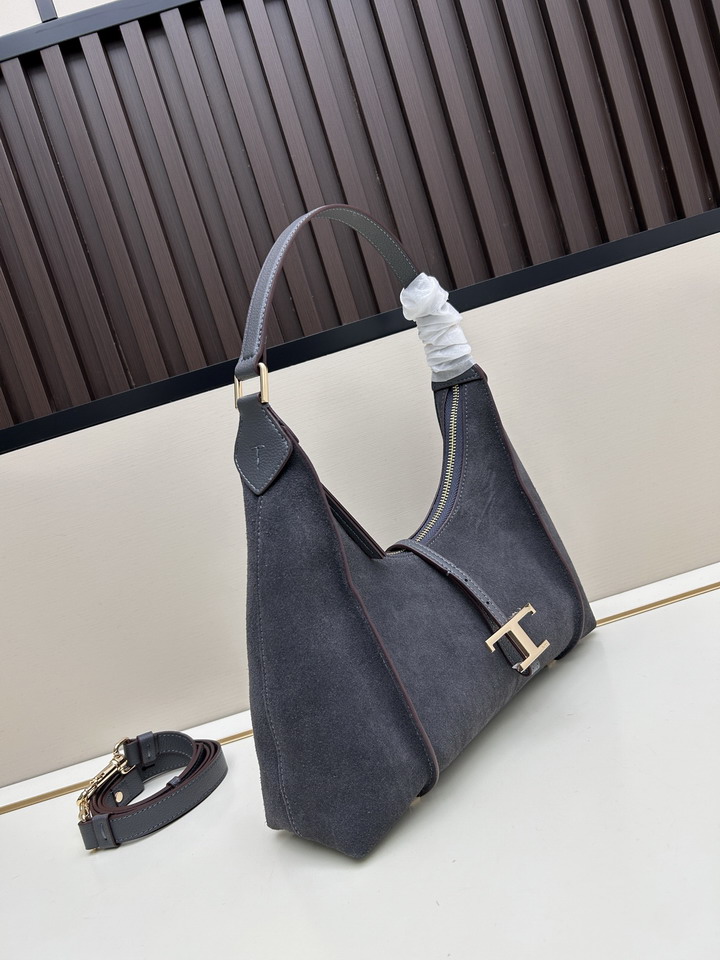 TOD's 08920 31x27x9cm jj1_2