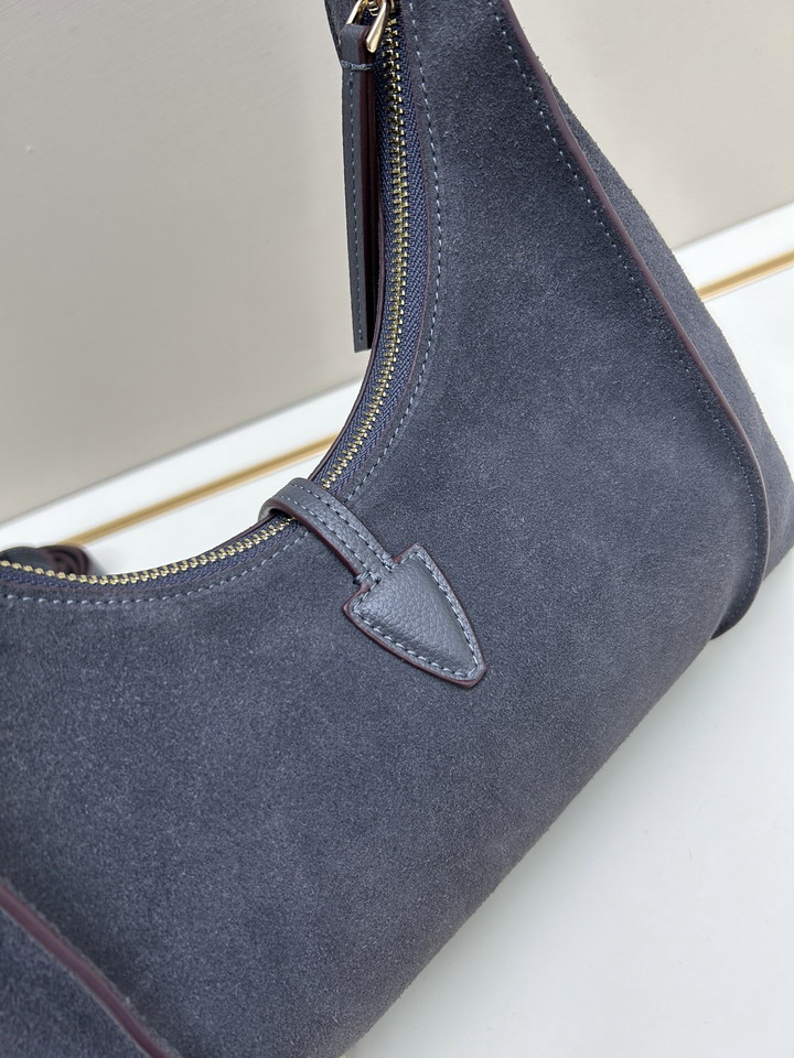 TOD's 08920 31x27x9cm jj1_4