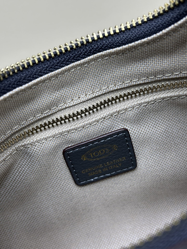 TOD's 08920 31x27x9cm jj1_8