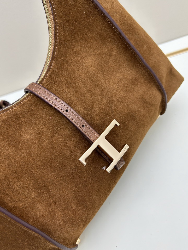 TOD's 08920 31x27x9cm jj2_5