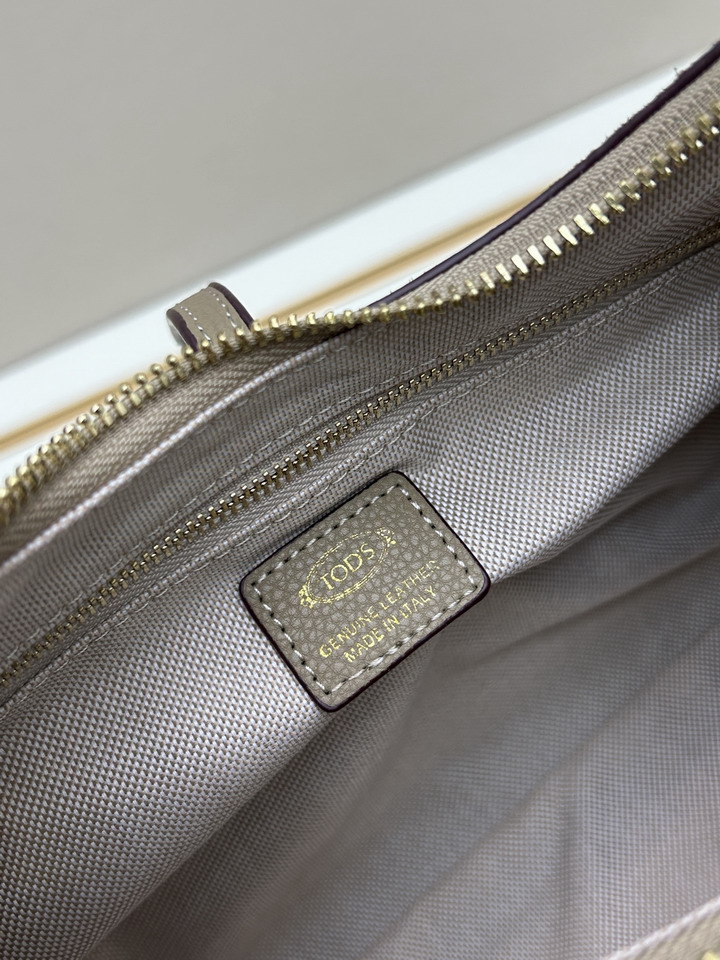 TOD's 08920 31x27x9cm jj_9