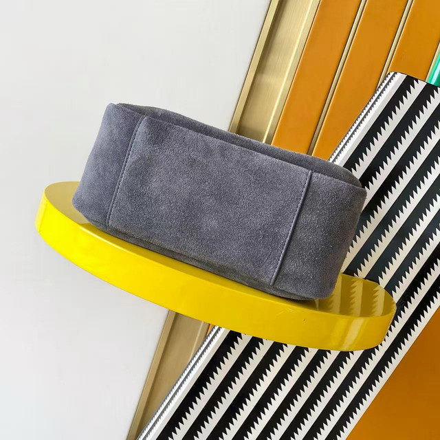 YSL 713938 22x22x10cm 8D2_4