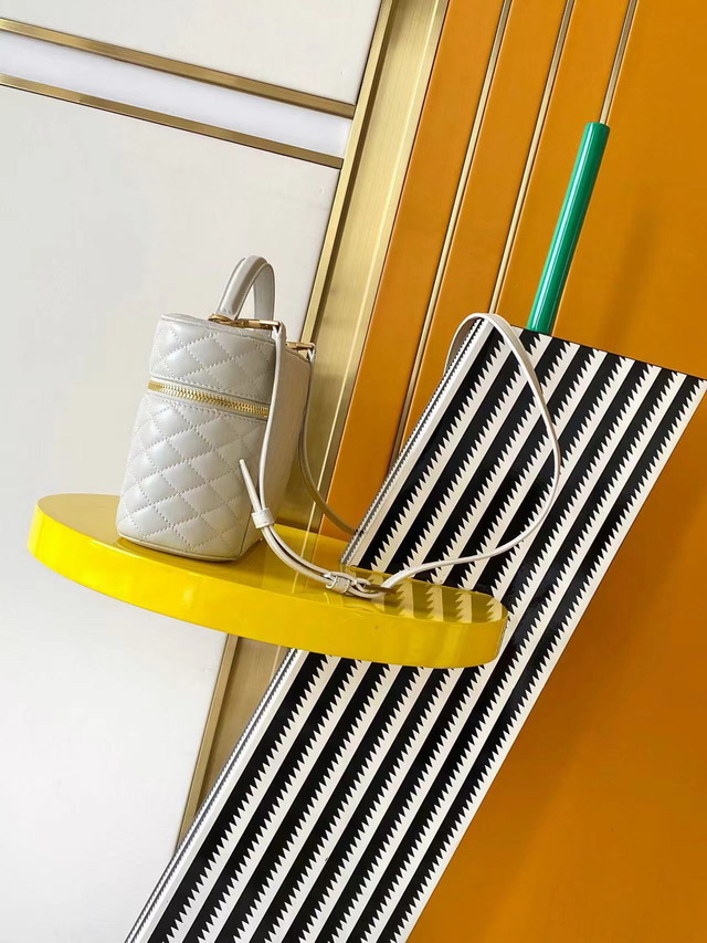 YSL 851572 22 5x15x8cm 8D1_2