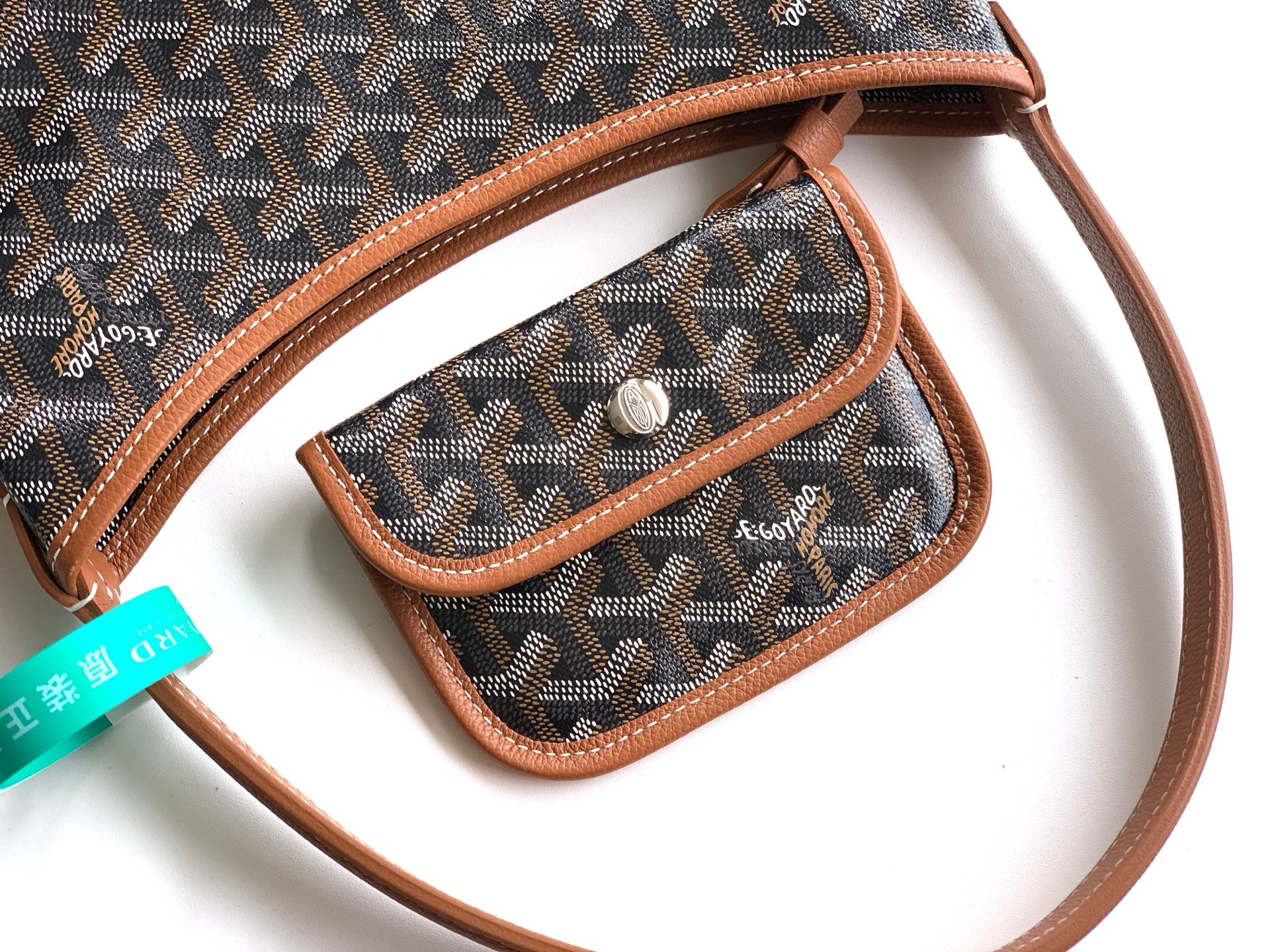 020222 25x11.5x22cm JH 1 (5)