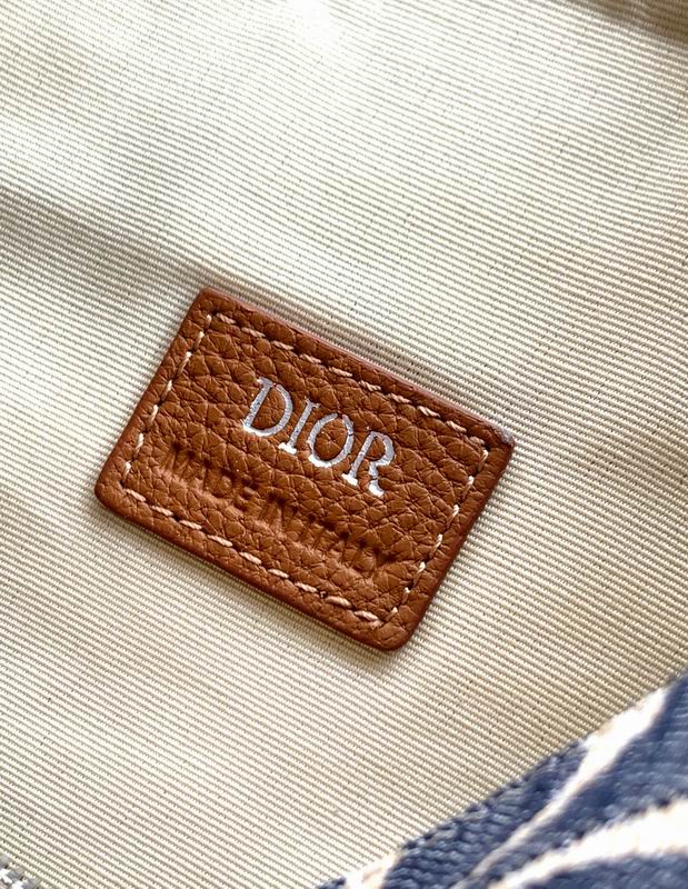 093 20x28x5cm WP (9)