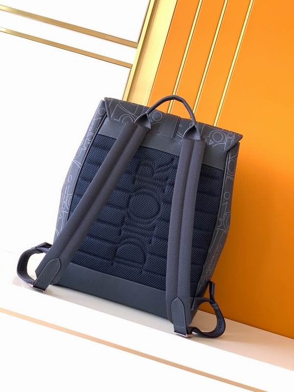 231 32x41x16cm WP (3)