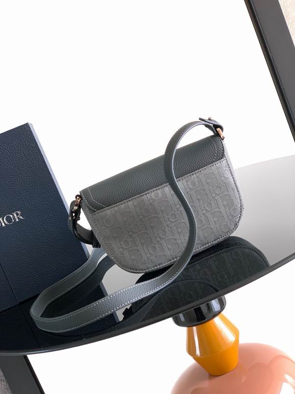 2ADCA435YKK42 19.5x13x4.3cm WP (3)