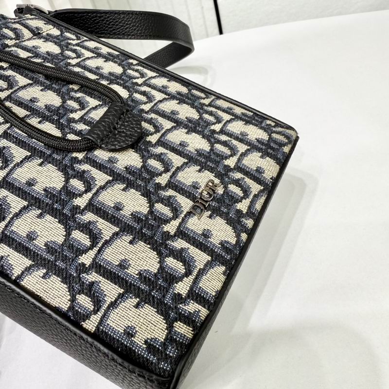 2LECA594YKY 13.5x22x7cm WP (6)