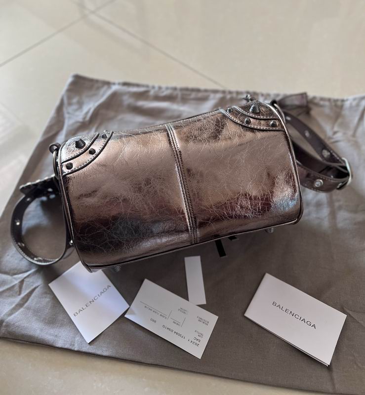 71766 24x15x11cm YT (3)